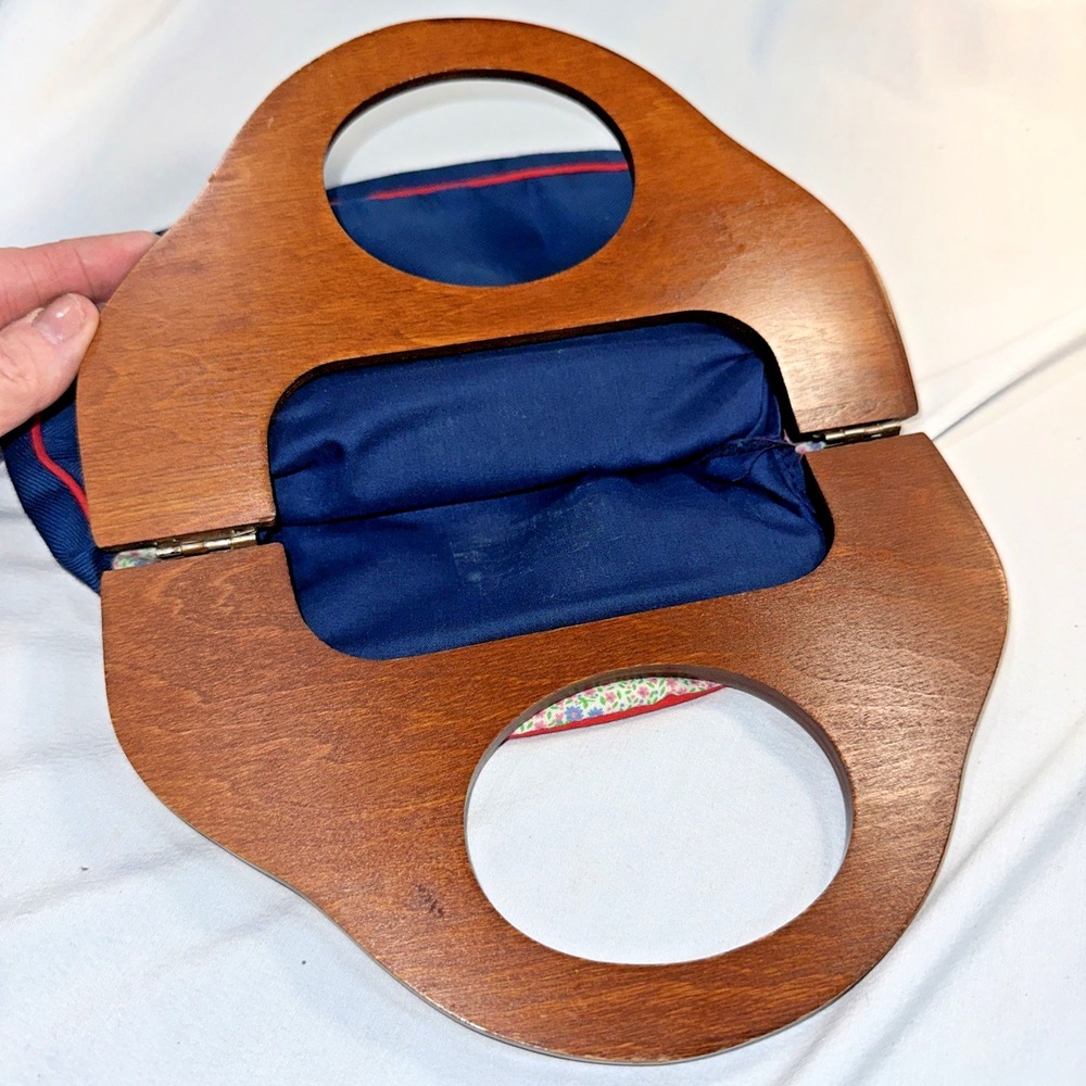 Vintage Bermuda Bag Purse Wooden Handles Buttons Reversible Cotton Cover Mint - Picture 2 of 9